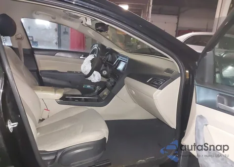 2016 Hyundai Sonata Sport z USA, uszkodzony, nr VIN 5NPE34AF9GH415404